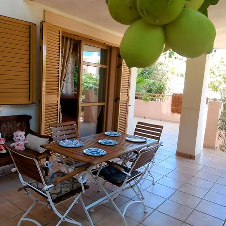 Deluxe Garden Flat Near Terra-mitica *